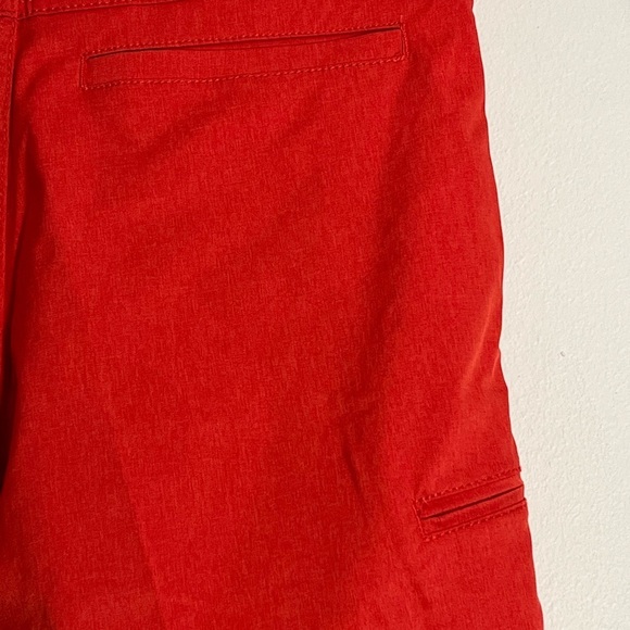 Like New Red Mens Hawke & Co Sorts Size 32 - Picture 3 of 6
